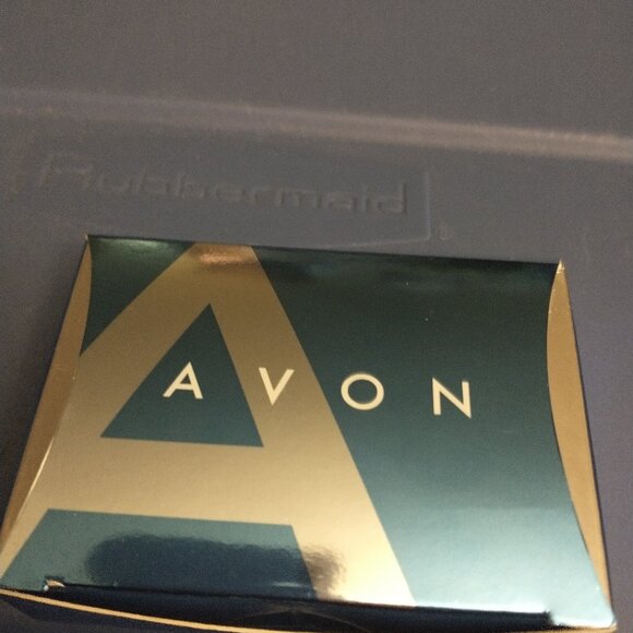 NIB!!! VINTAGE AVON SPARKLING COLORS VINE NECKLACE & EARRINGS SET - Picture 3 of 3